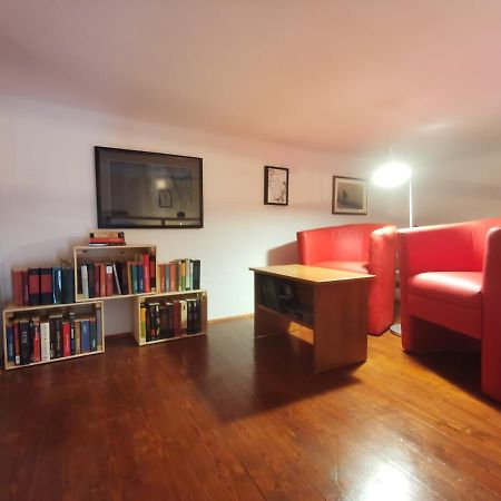 Studio Apartman Galerija Buzet Exterior foto