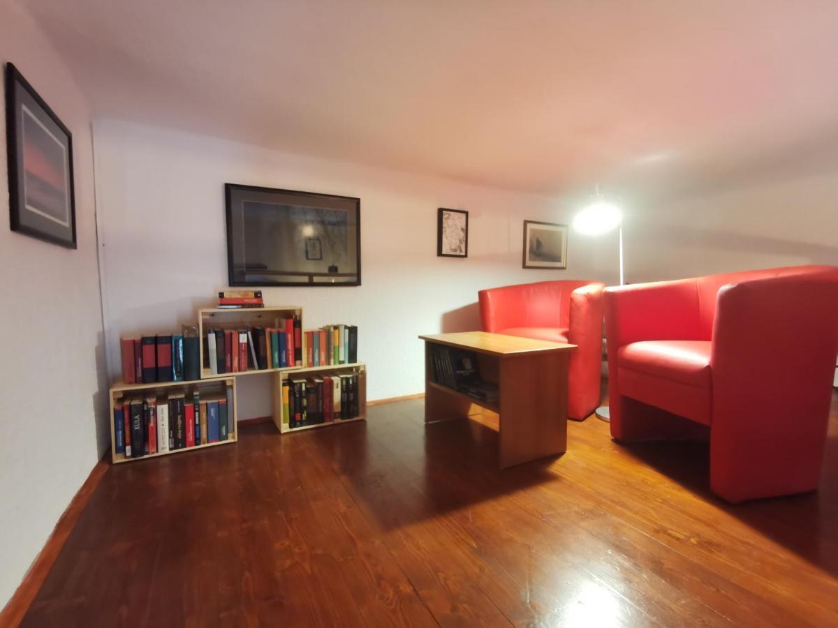 Studio Apartman Galerija Buzet Exterior foto